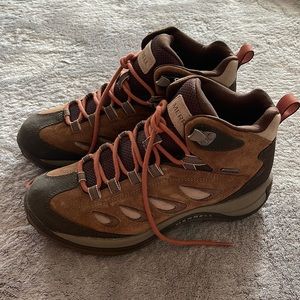 Merrell Women's Hiking Boots NWOT